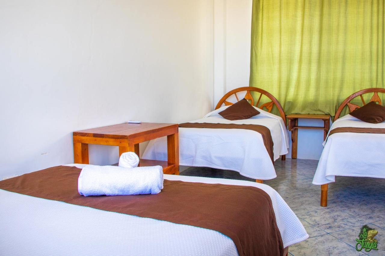 Hotel La Jungla Puerto Villamil Ngoại thất bức ảnh