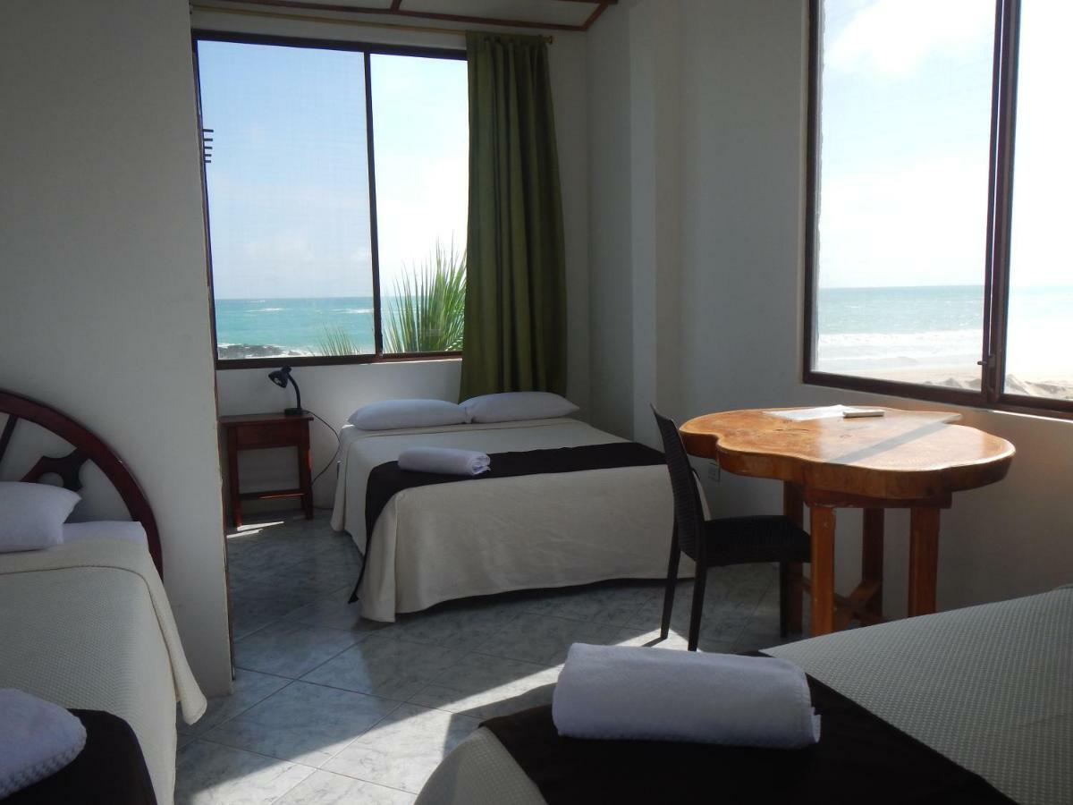 Hotel La Jungla Puerto Villamil Ngoại thất bức ảnh